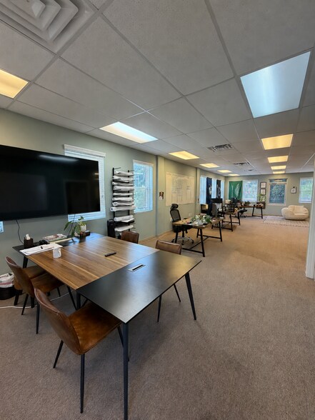 More Photos Of 3405 Salterbeck Ct, Mount Pleasant Medical For Sale