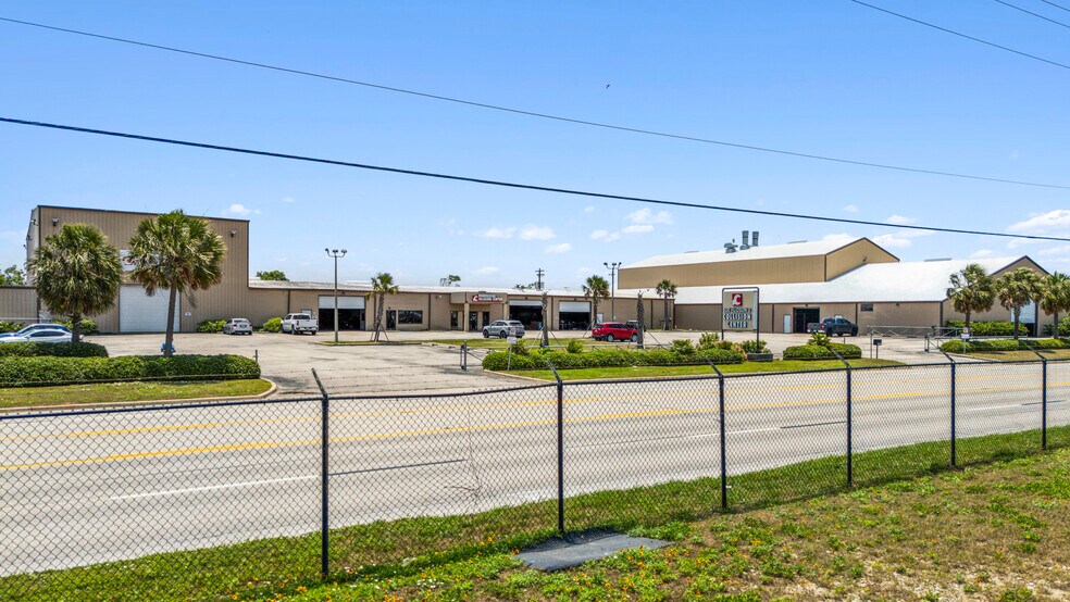 More Photos Of 6601 Harborside St, Galveston Warehouse For Sale