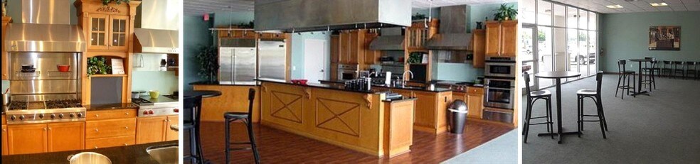 More Photos Of 1035 E Brandon Blvd, Brandon Office For Lease