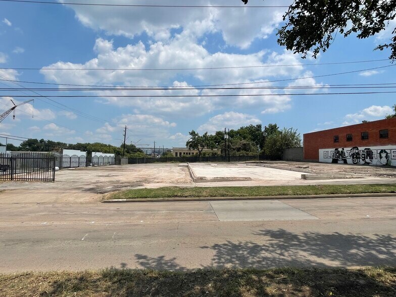 Primary Photo Of 507 Broadway St, Houston Land For Sale