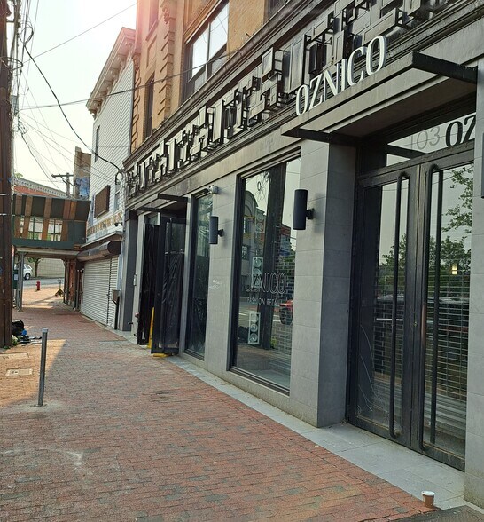 More Photos Of 101-105 Water St, Staten Island Storefront Retail Residential For Lease