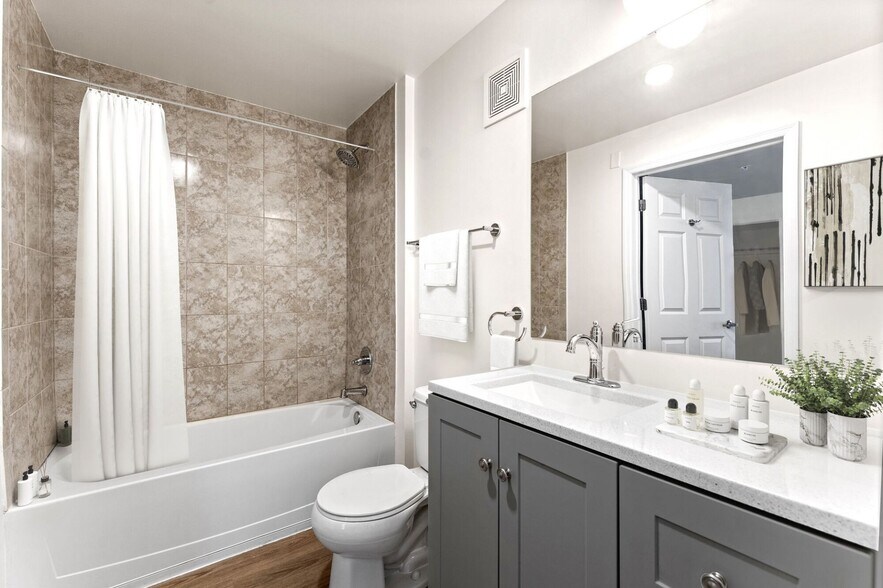 More Photos Of 2113 Ellsworth Blvd, Malta Apartments For Lease