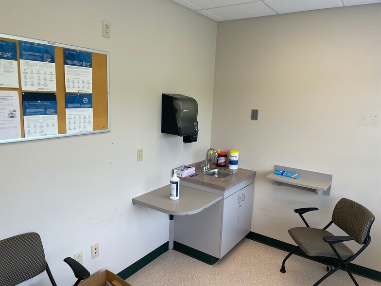 More Photos Of 1000 Integrity Dr, Pittsburgh Medical For Lease