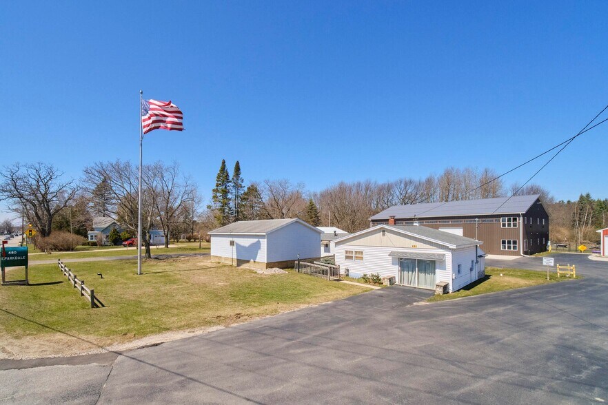 More Photos Of 480 E Parkdale Ave, Manistee Specialty For Sale