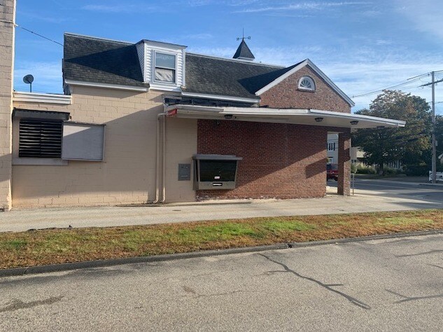 More Photos Of 30 Main St, Topsfield Unknown For Lease