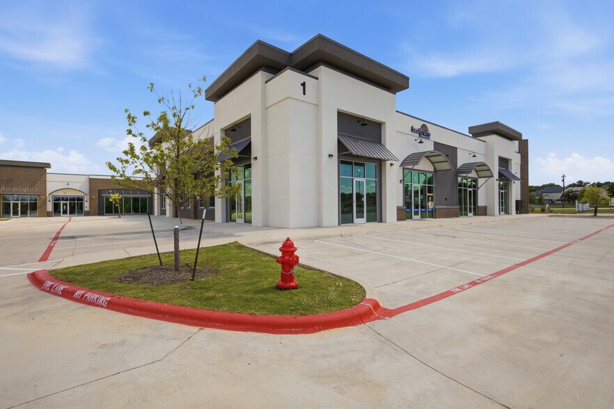 More Photos Of 610 Brashear Ln, Cedar Park General Retail For Lease