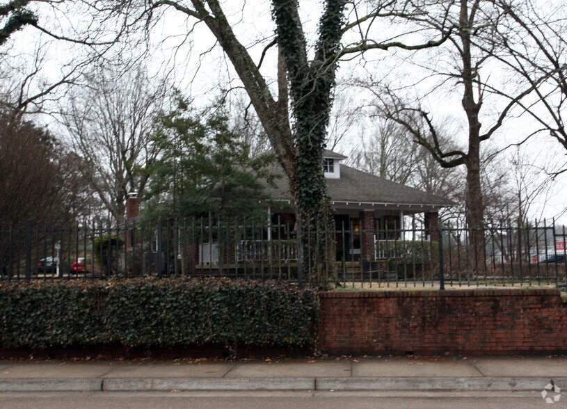 More Photos Of 7707 Poplar Pike, Germantown Office For Lease