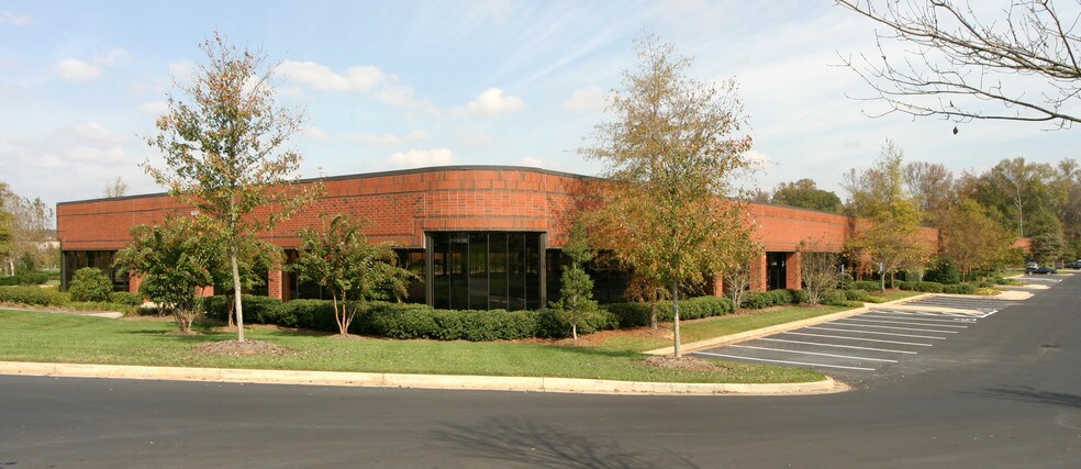 More Photos Of 4365 River Green Pky, Duluth Flex For Lease