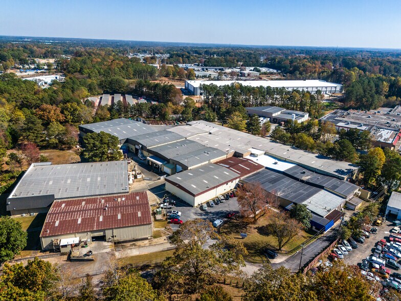 More Photos Of 5286 Circle Dr, Lake City Warehouse For Sale