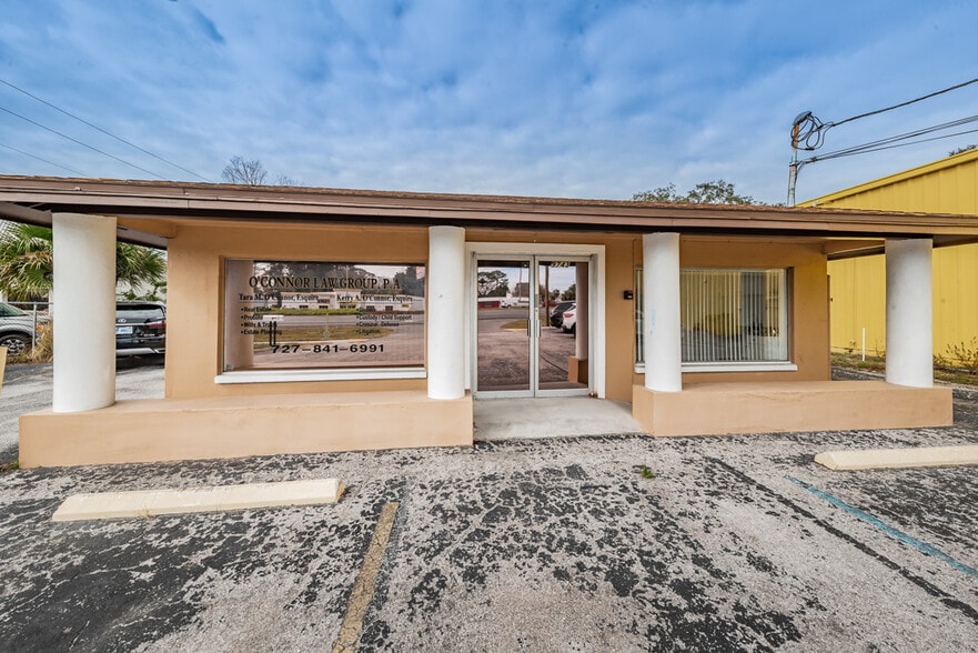 More Photos Of 9743 US Highway 19, Port Richey Medical For Sale