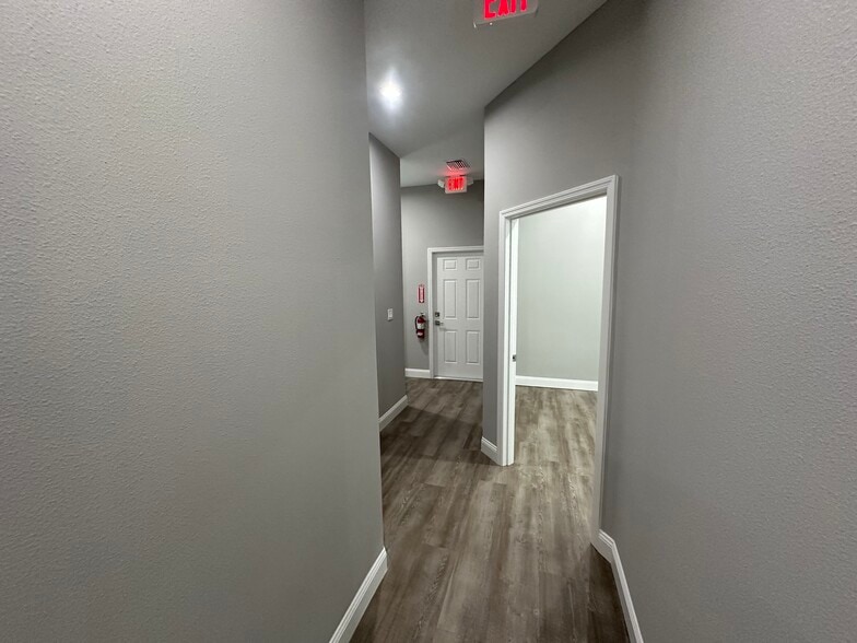 More Photos Of 708 Cactus Ridge Cir, Seffner Medical For Lease