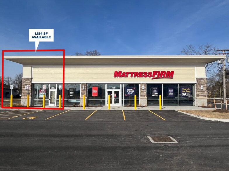 Primary Photo Of 7470 Transit Rd, Williamsville Fast Food For Lease
