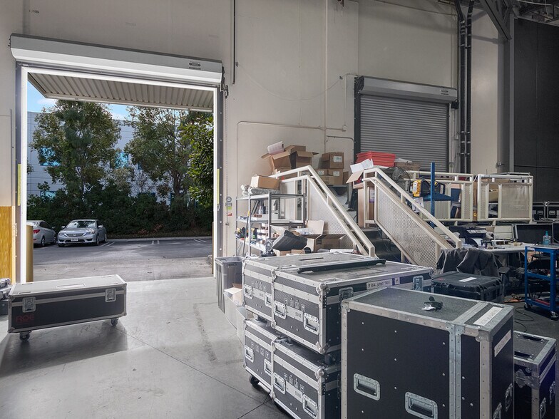 More Photos Of 8900 Research Dr, Irvine Research And Development For Lease