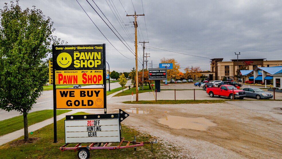 More Photos Of 5281 E Pickard St, Mount Pleasant Freestanding For Lease