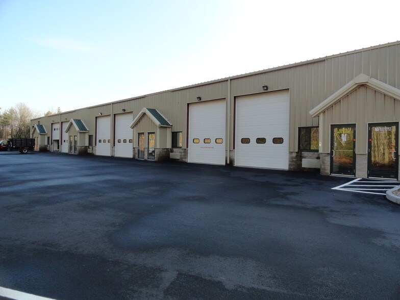 More Photos Of 59-73 Rainmaker Dr, Portland Service For Sale