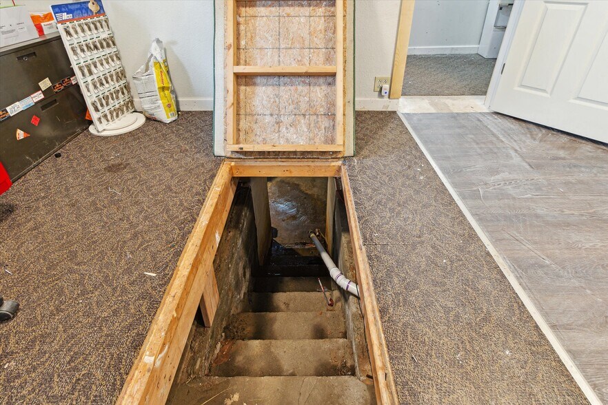 More Photos Of 3159 W Monroe Rd, Alma Freestanding For Sale