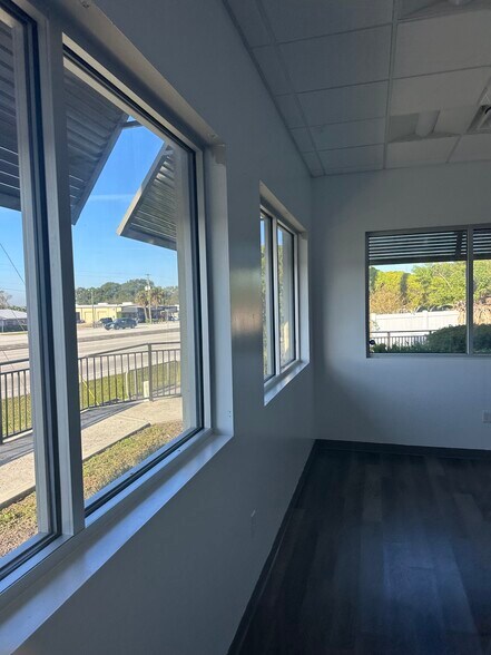 More Photos Of 1700 Chaps Pl, Kissimmee Storefront Retail Office For Lease