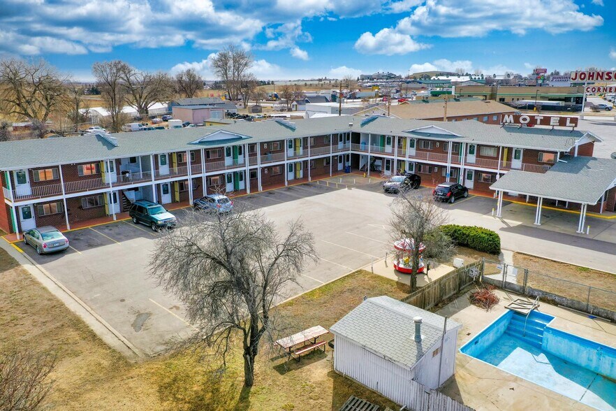 More Photos Of 2716 SE Frontage Rd, Loveland Hotel For Sale
