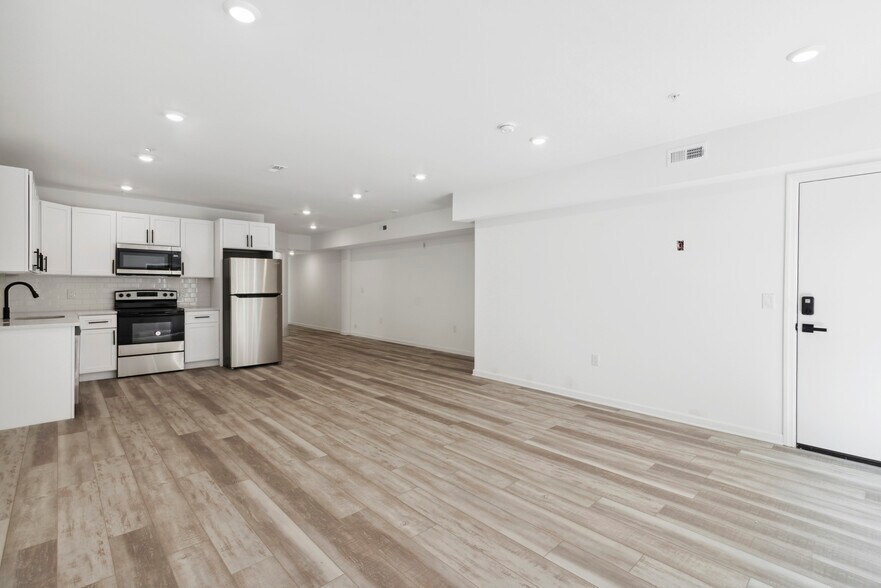 More Photos Of 890 N 42nd St, Philadelphia Multifamily For Sale