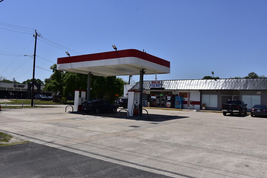 More Photos Of 550 FM 1959 Rd, Houston General Retail For Sale