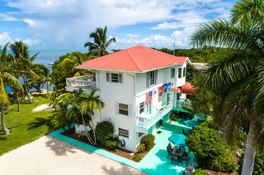 More Photos Of 58743 Overseas Hwy, Marathon Hotel For Sale