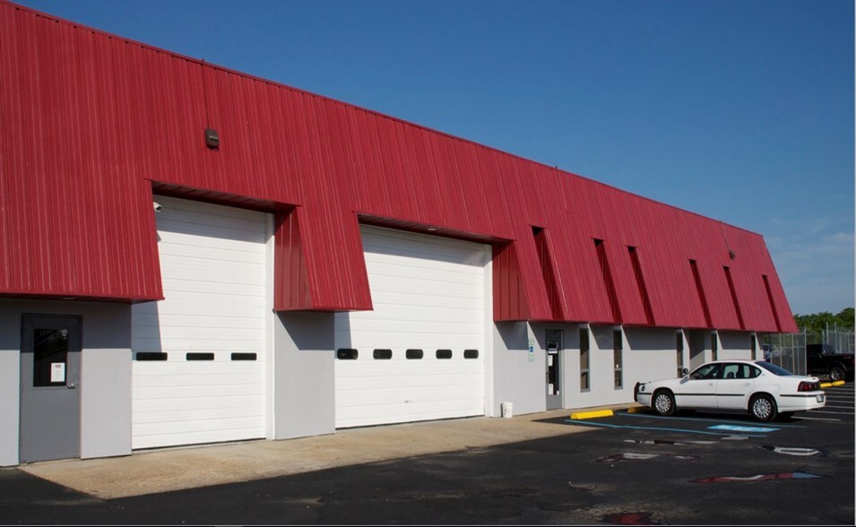 More Photos Of 1195 Lance Rd, Norfolk Service For Lease