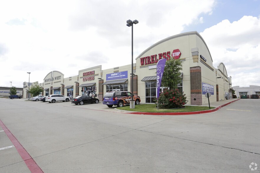 More Photos Of 11536 Harry Hines Blvd, Dallas General Retail For Sale