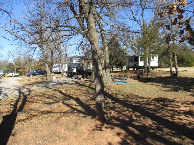 More Photos Of 36478 Moccasin Trl, Shawnee Manufactured Housing Mobile Home Park For Sale