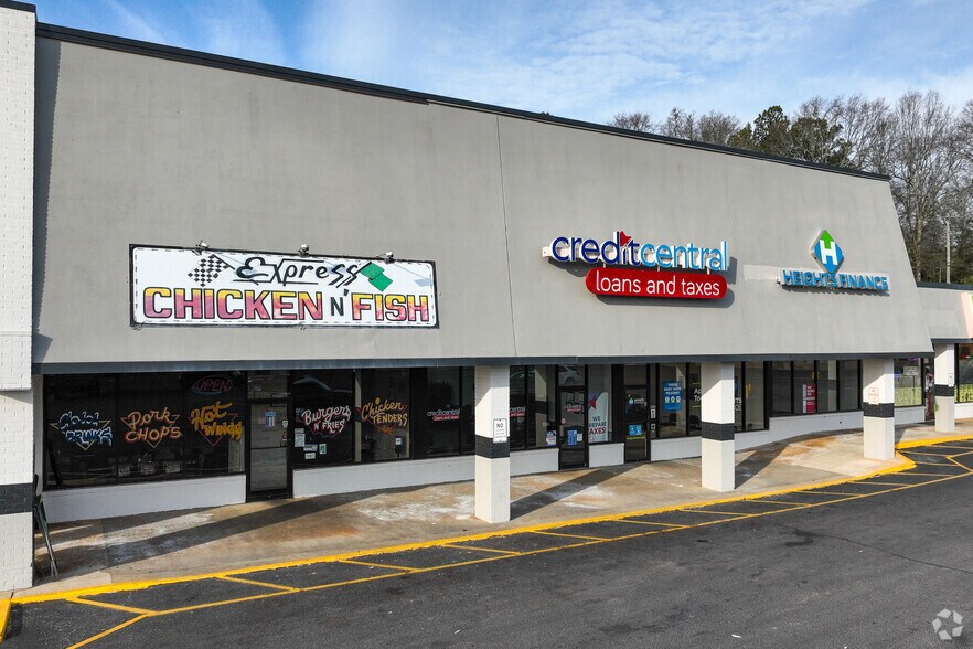 More Photos Of 3073-3187 Highway 431, Roanoke Unknown For Lease