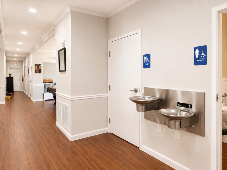 More Photos Of 250 Carriage Ct, Athens Sorority Fraternity House For Sale