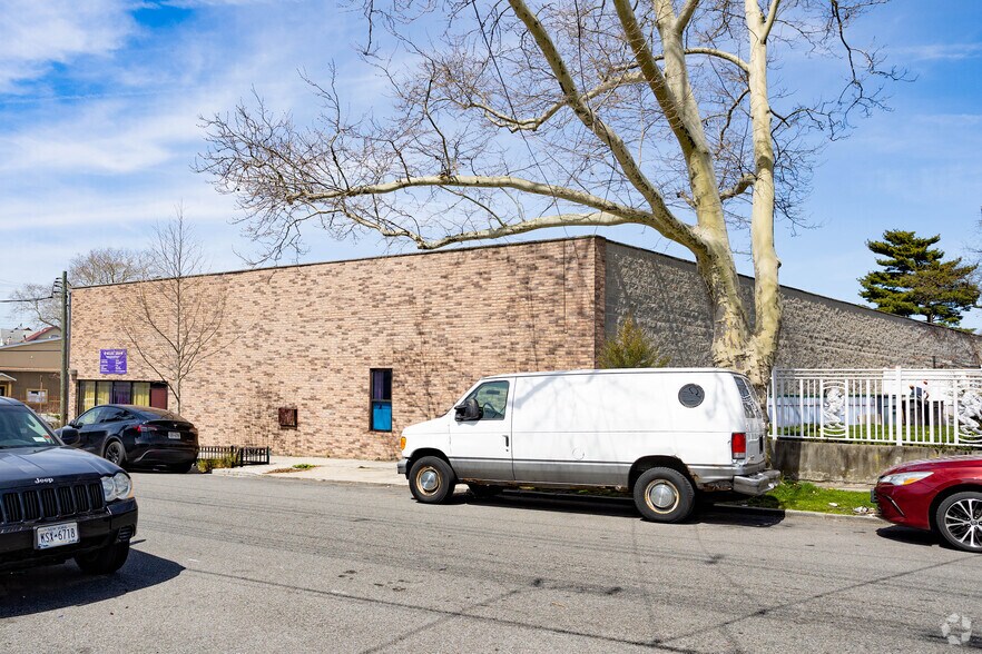 More Photos Of 11245 Springfield Blvd, Queens Village Convenience Store For Sale