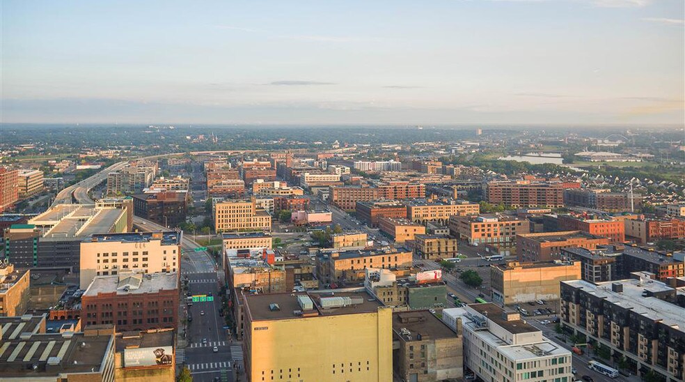 More Photos Of 365 Nicollet Mall, Minneapolis Apartments For Sale