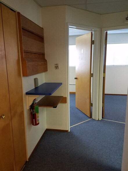 More Photos Of 150 Carnation Dr, Freedom Office For Lease