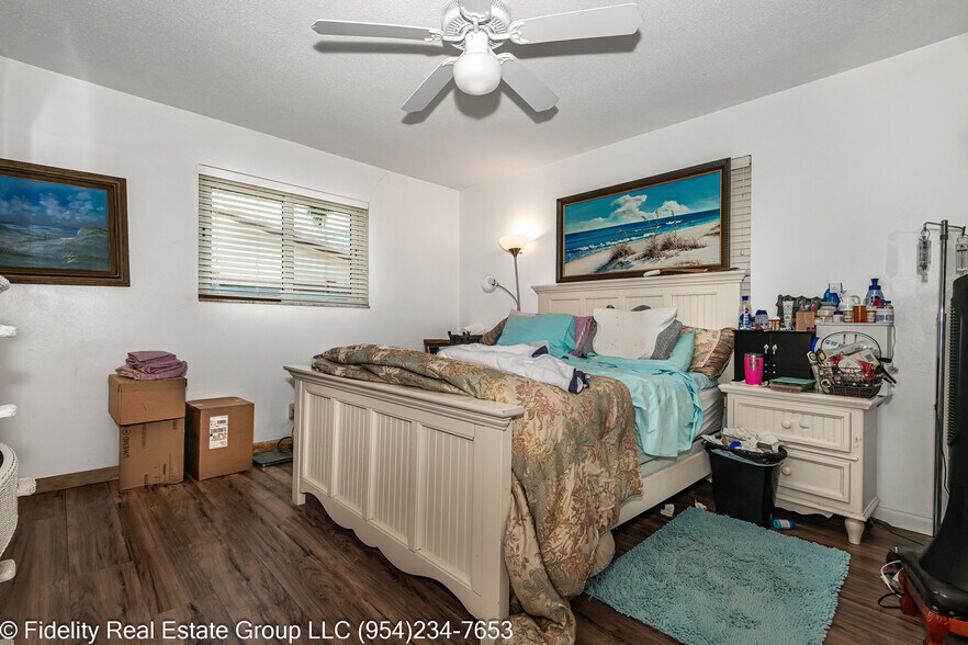 More Photos Of 1425 Ne 55th St, Fort Lauderdale Specialty For Sale