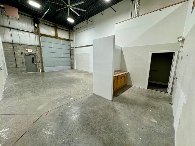 More Photos Of 17 Route 125, Kingston Office For Lease