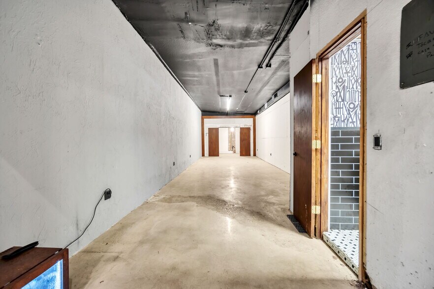 More Photos Of 750-760 SW 10th Ave, Miami Storefront Retail Office For Lease