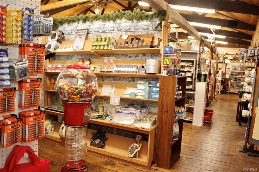 More Photos Of 3333 Lockport Olcott Rd, Newfane Restaurant For Sale