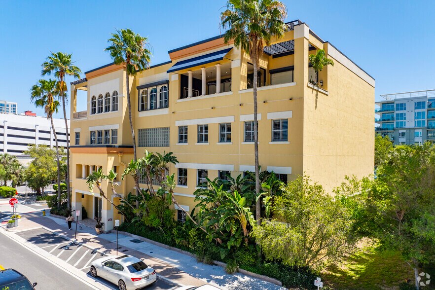Primary Photo Of 119 N 11th St, Tampa Office For Sale