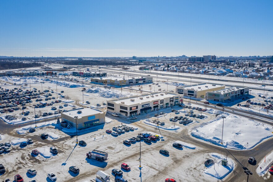 More Photos Of 5205 Boul Robert-Bourassa, Laval Unknown For Lease