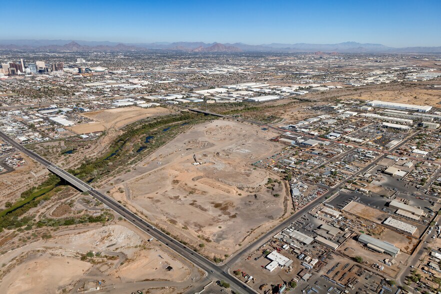 More Photos Of 7th & Elwood St, Phoenix Unknown For Lease