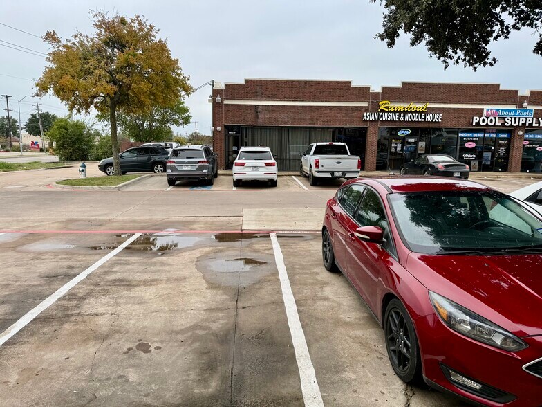 More Photos Of 8600-8602 State Highway 66, Rowlett Unknown For Lease