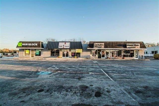 Primary Photo Of 241-247 Hopkinsville Rd, Russellville Storefront Retail Office For Sale