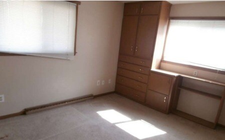 More Photos Of 803-805 N Main St, Verona Office Residential For Sale