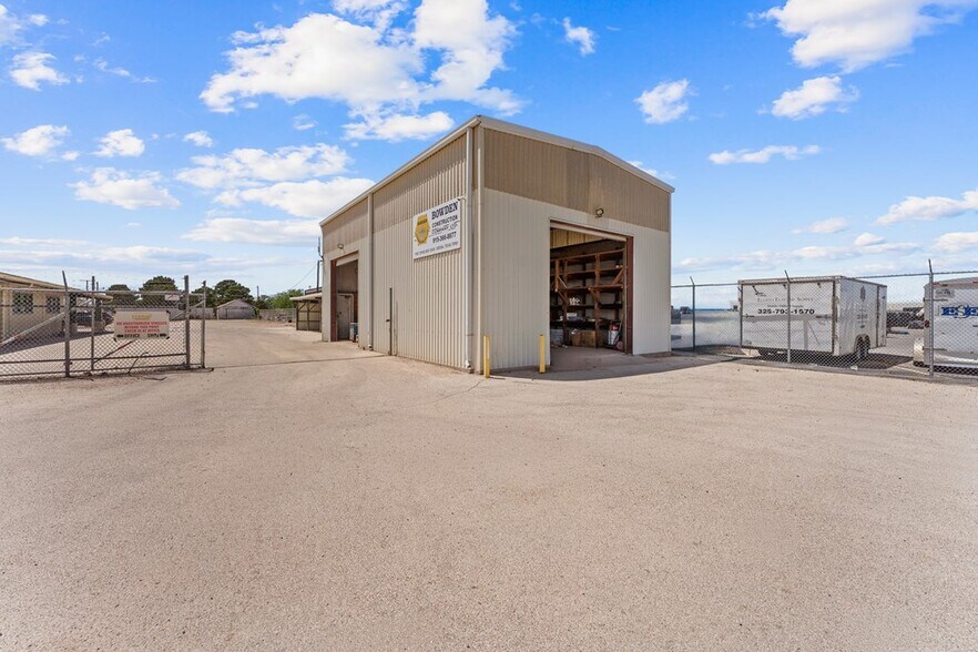 More Photos Of 5407 Andrews Hwy, Odessa Industrial For Sale