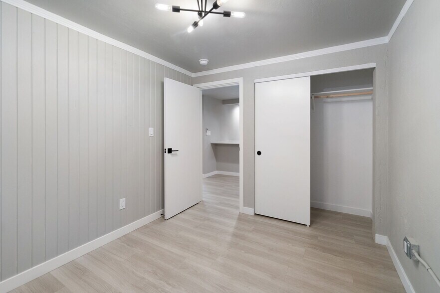 More Photos Of 943 S Wells Ave, Reno Specialty For Sale