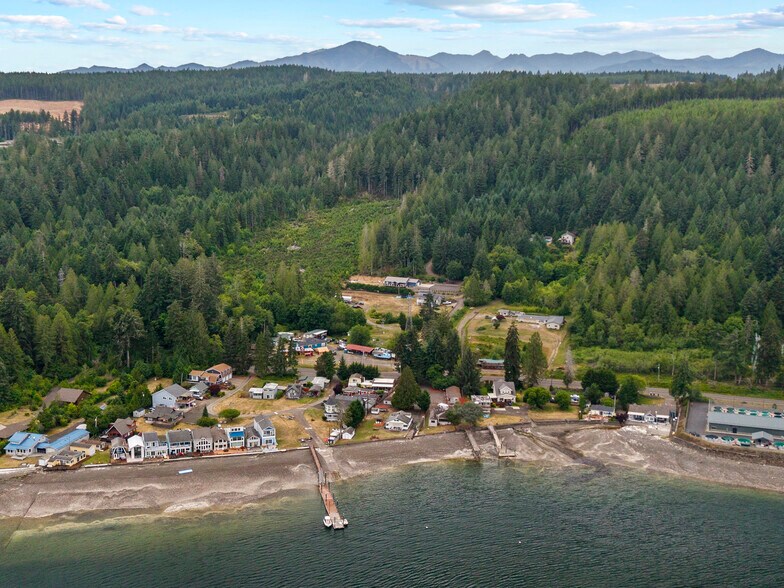 More Photos Of 21391 N US Highway 101, Shelton General Retail For Sale