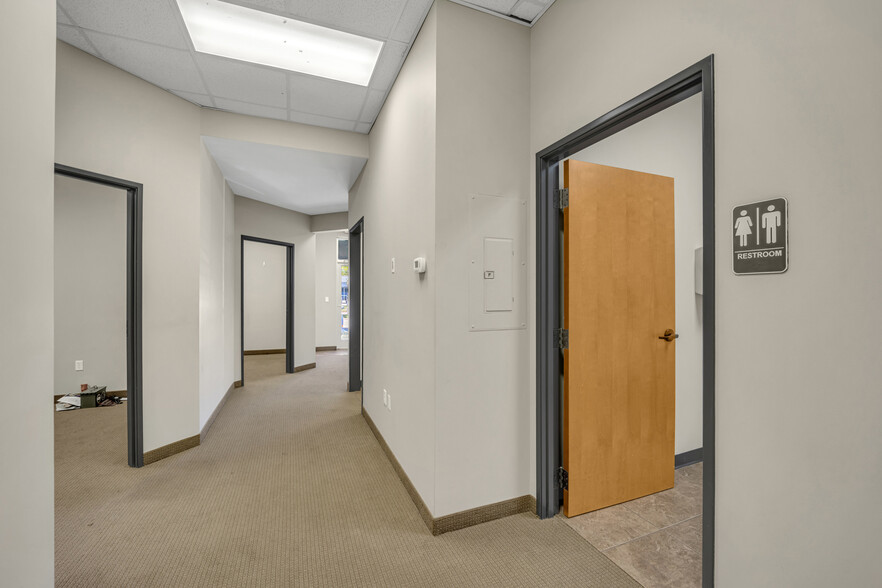 More Photos Of 1804 Owen Ct, Mansfield Light Distribution For Lease