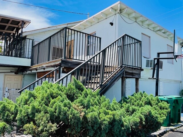 More Photos Of 704 N Dixie Hwy, Lantana Hotel For Sale