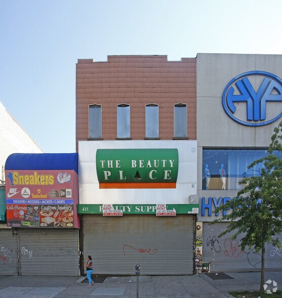 More Photos Of 415 Knickerbocker Ave, Brooklyn Storefront For Lease