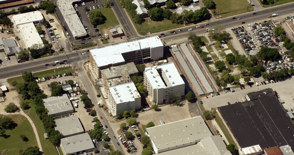 More Photos Of 4361 S Congress Ave, Austin Apartments For Sale